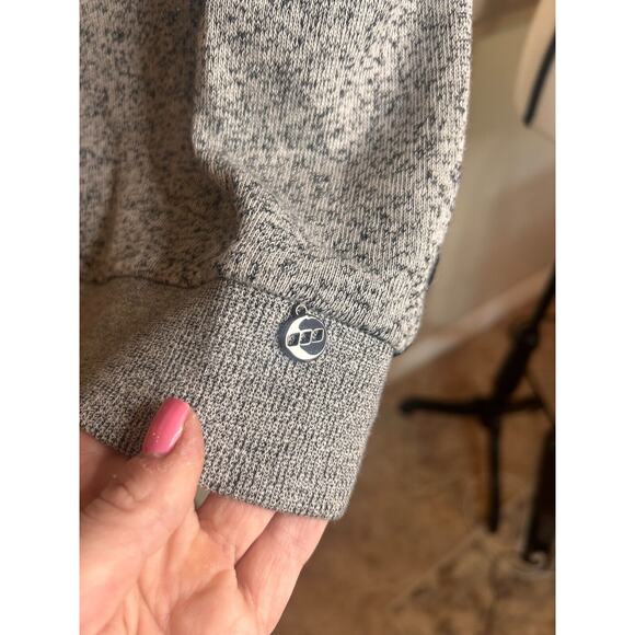 Lorna Jane Women's Grey/Black Mesh Short Sleeve Pullover XSmall 0-4 BOGO - Picture 7 of 11